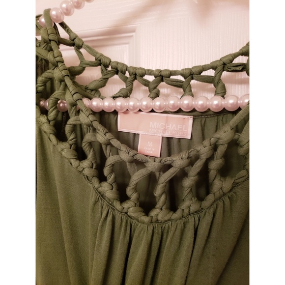 🎉HP!!🎉Michael Kors | Top w/Braided Neckline - Picture 3 of 7